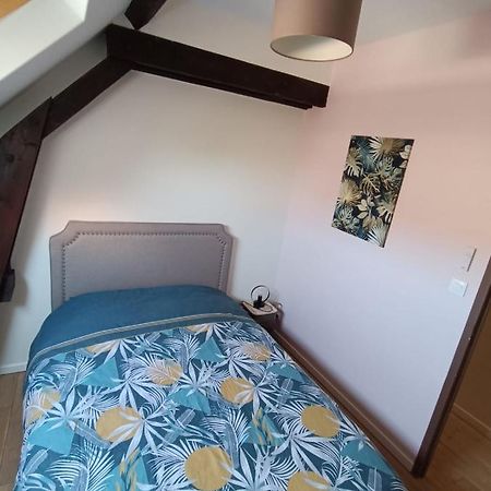 Maison Chaleureuse Avec Netflix Et Ps5 Valenciennes Exteriör bild
