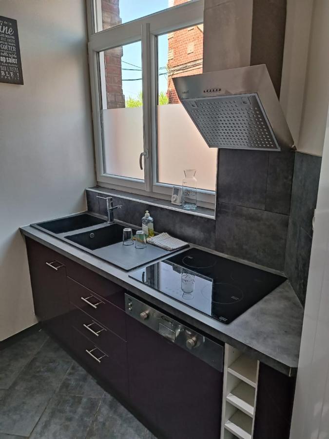 Maison Chaleureuse Avec Netflix Et Ps5 Valenciennes Exteriör bild